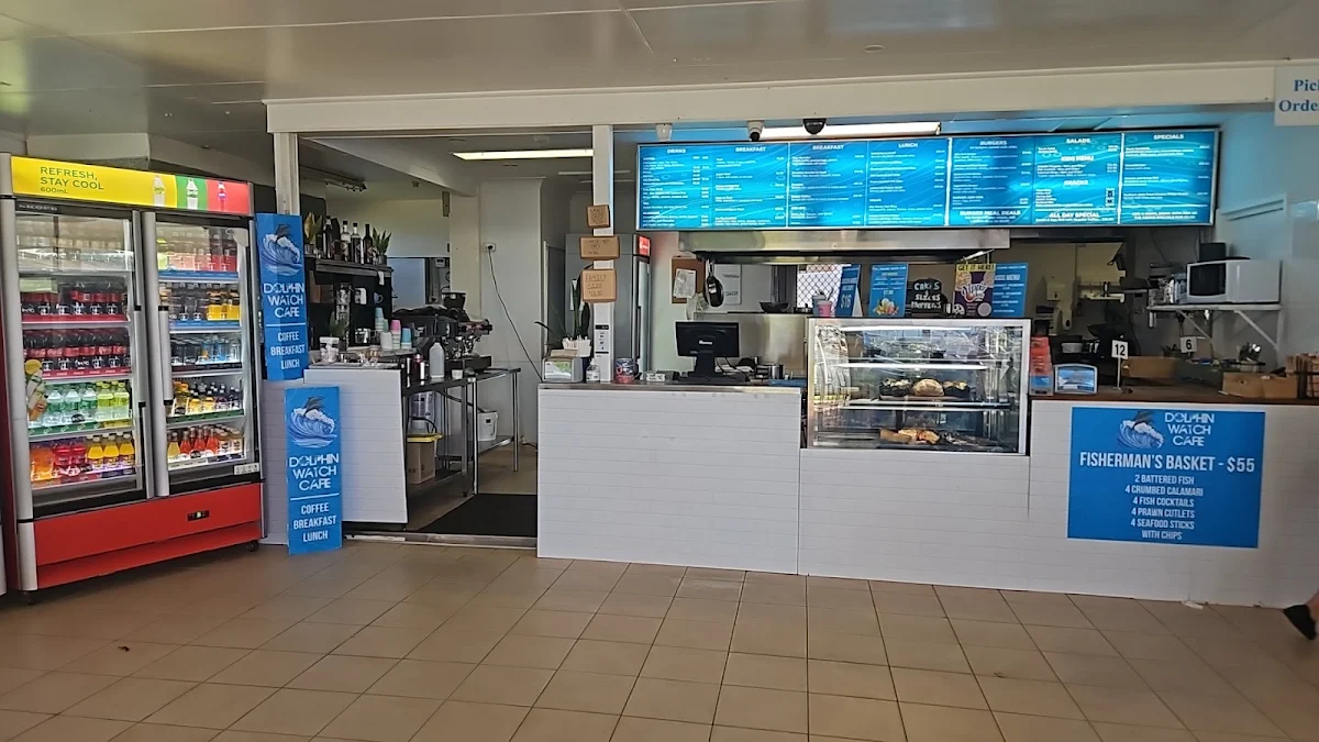Vibe, Dolphin Watch Cafe