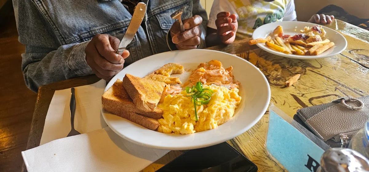 Food & drink, Blue Mist Cafe
