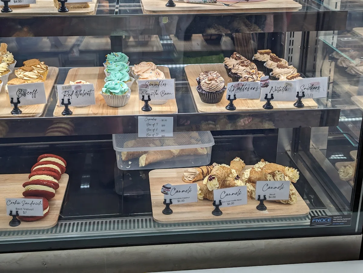 Vibe, Sprinkles and Love Cake Emporium