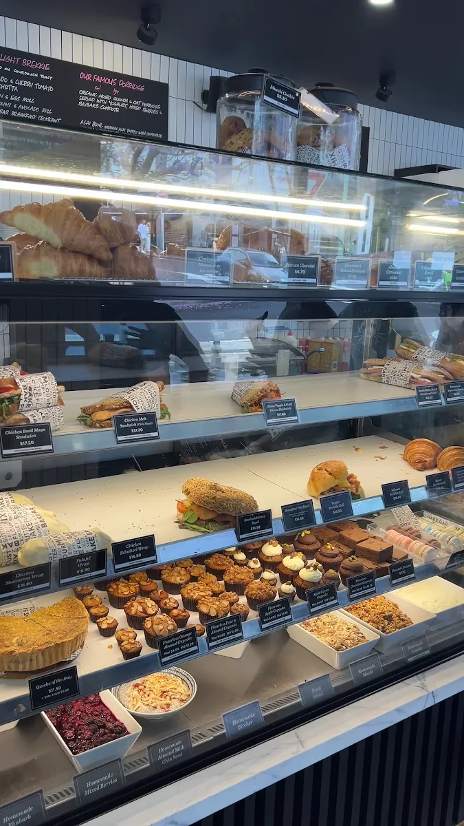 Vibe, Bake Bar