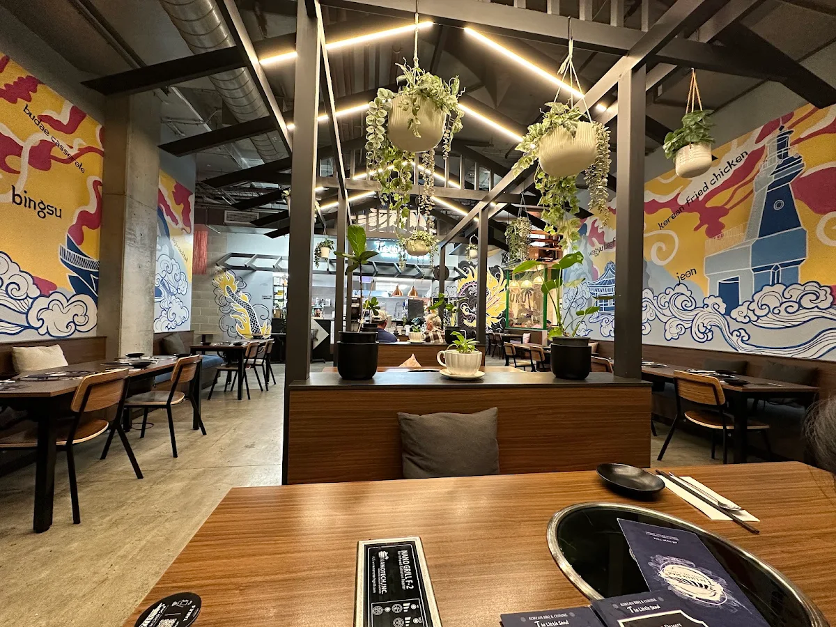 Vibe, The Little Seoul