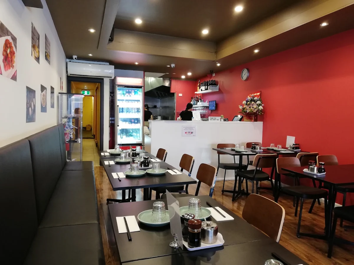 Vibe, Tora Dumplings