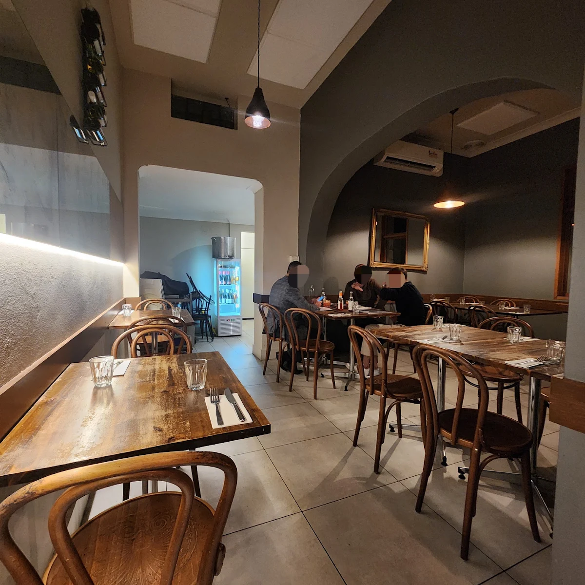 Vibe, Il Caminetto - pasta bar & award winning pizza