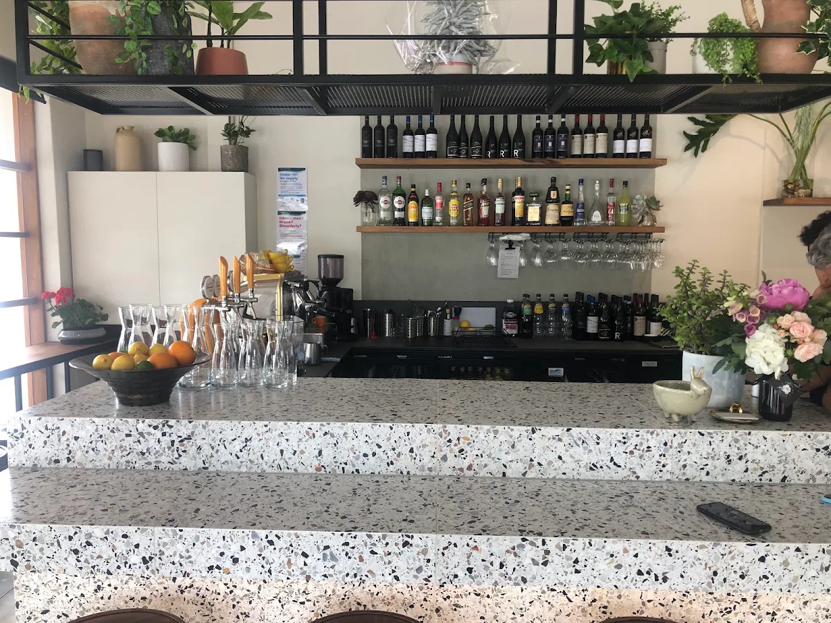 Vibe, Il Caminetto - pasta bar & award winning pizza