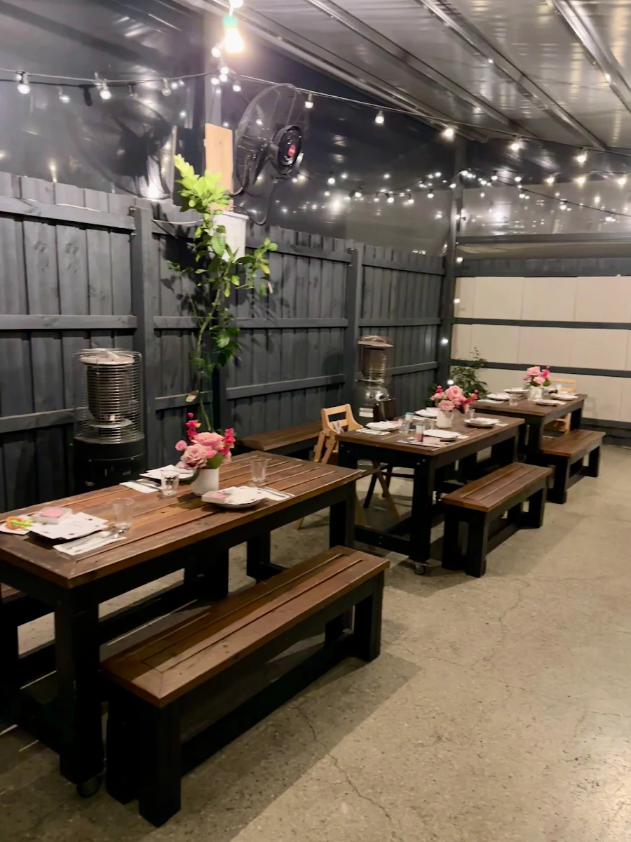 Vibe, Il Caminetto - pasta bar & award winning pizza