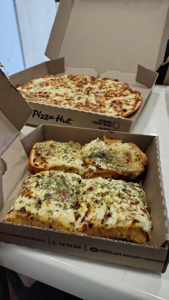 Food & drink, Pizza Hut Mango Hill