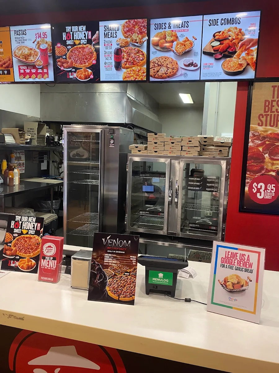 Menu, Pizza Hut Mango Hill