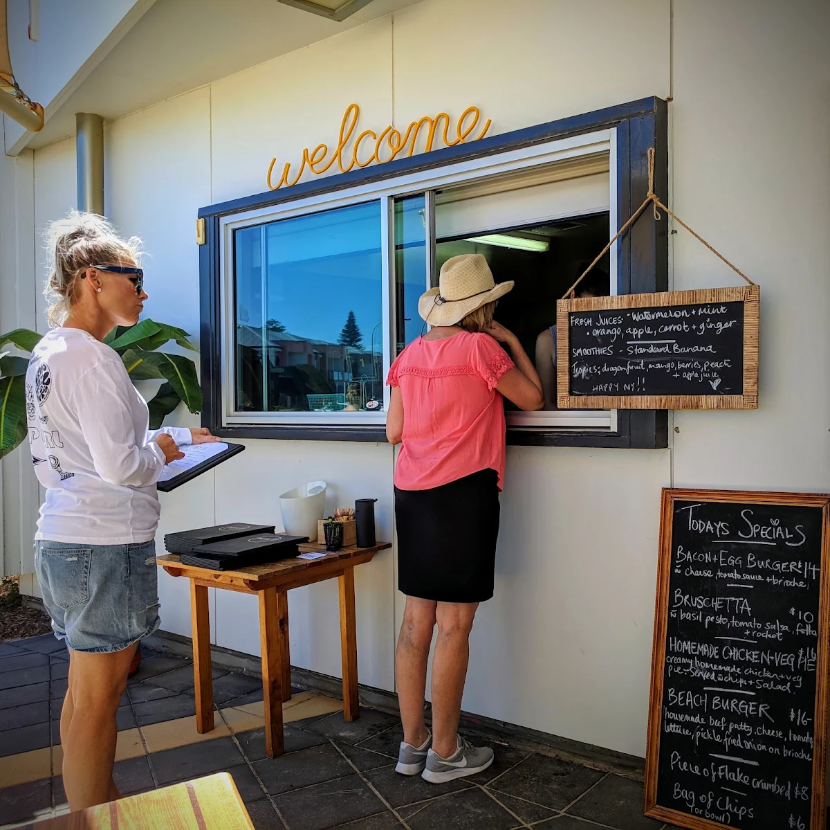 Menu, Duke’s Cafe Moana