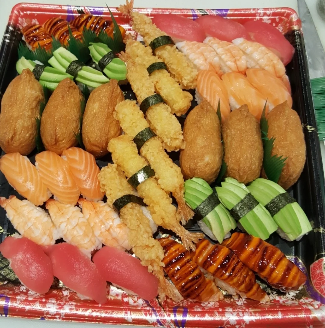 Food & drink, Sushi Izu (Within Woolworths)