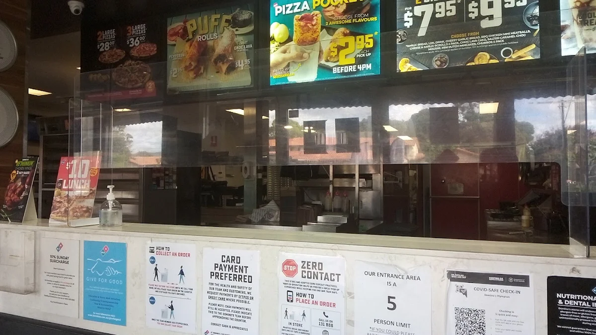 Menu, Domino's Pizza Plympton