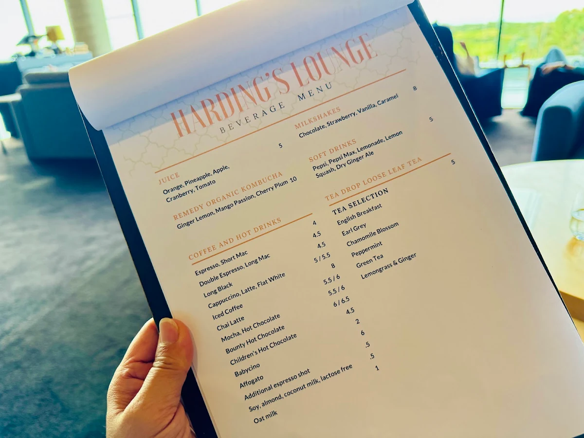 Menu, Harding's Lounge