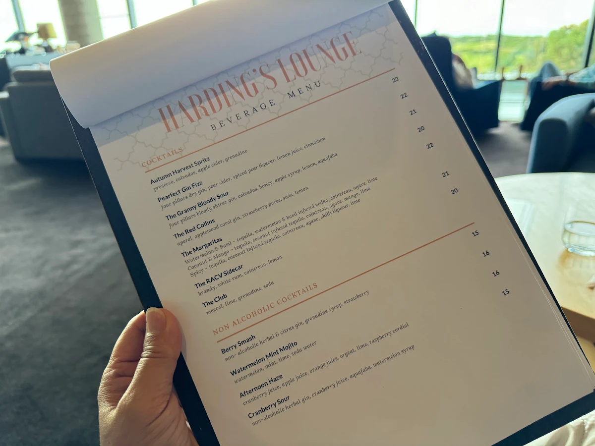 Menu, Harding's Lounge