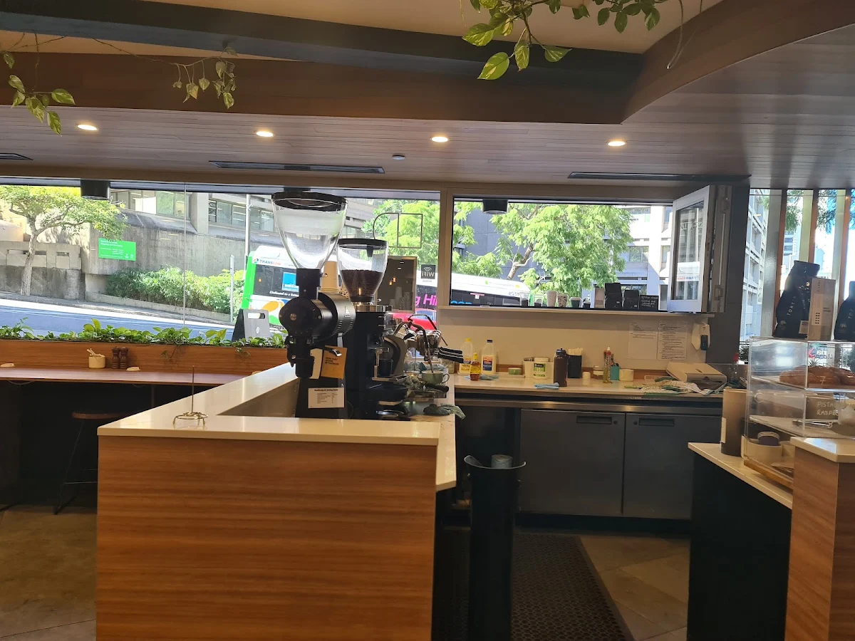 Vibe, Ed on Edward Cafe