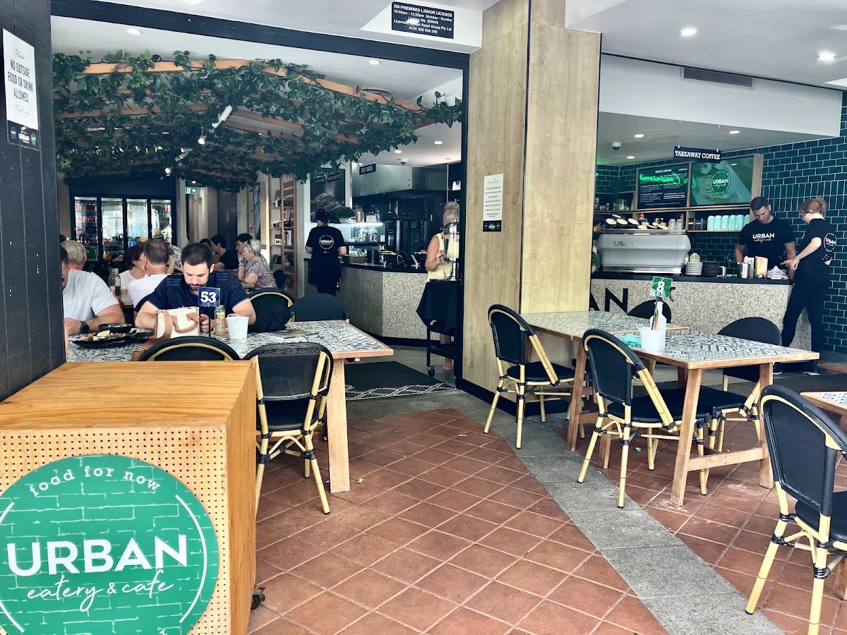 Vibe, Urban Eatery & Cafe