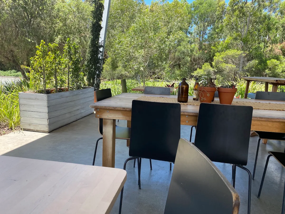 Vibe, The Park Social Redland Bay