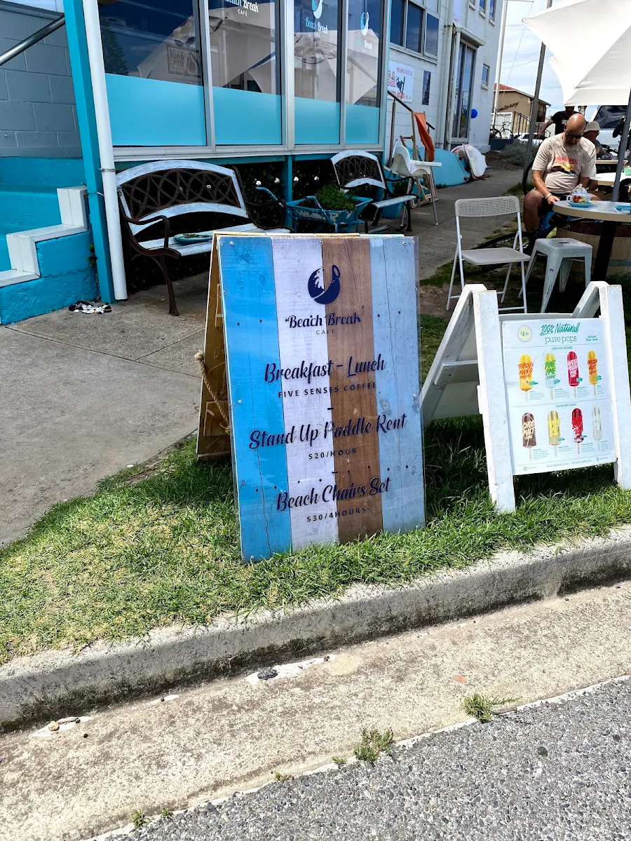 Menu, Beach Break Café