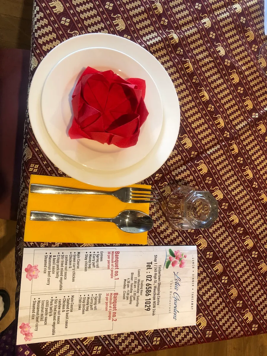 Menu, Lotus Garden Thai