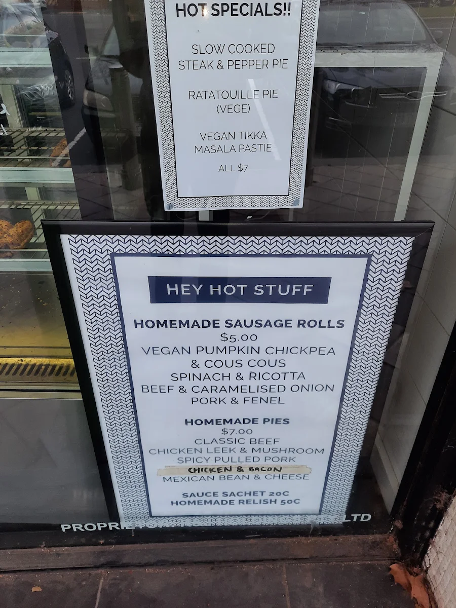 Menu, Mr Tucker