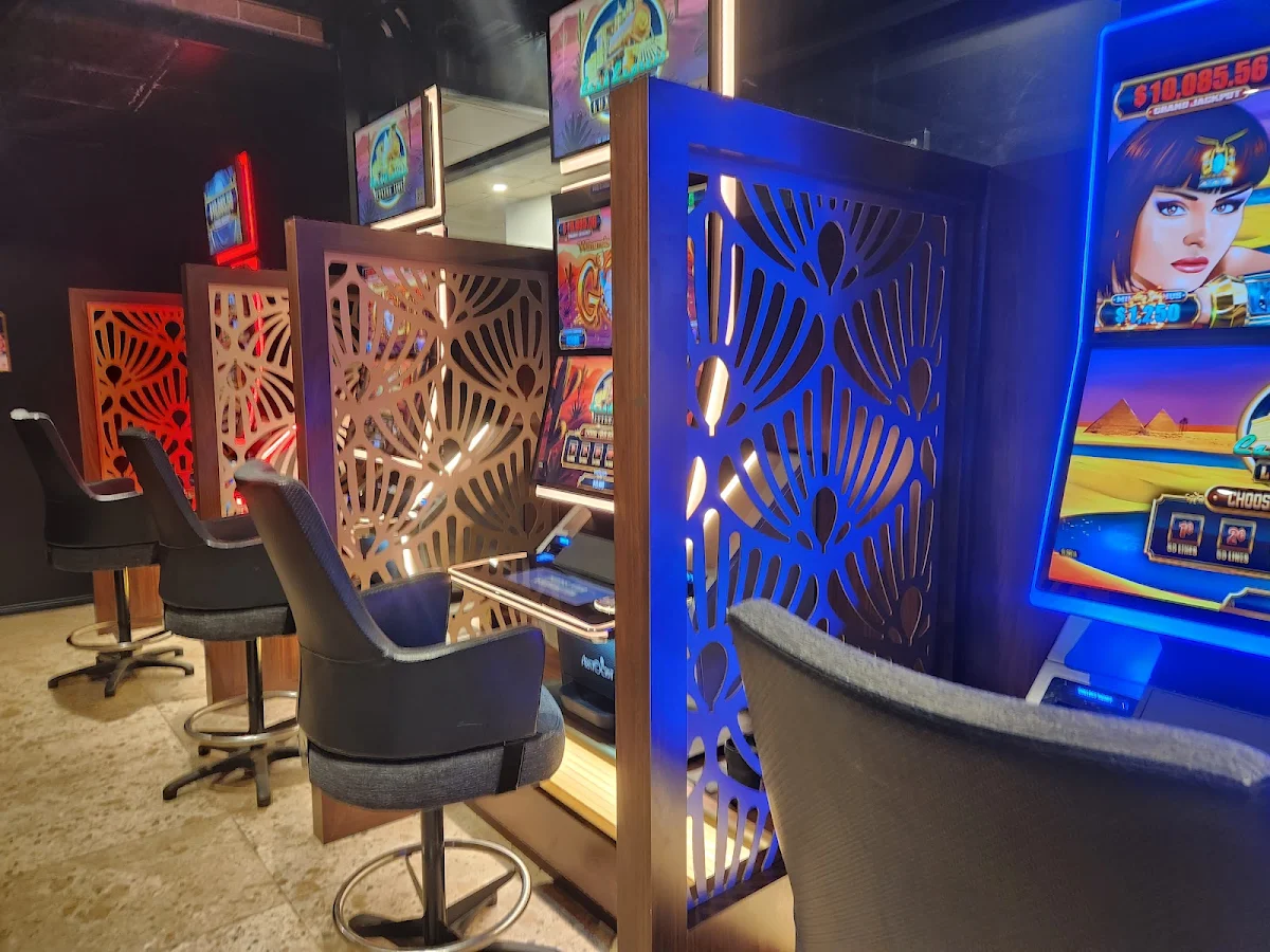 Vibe, The Metropolitan Hotel