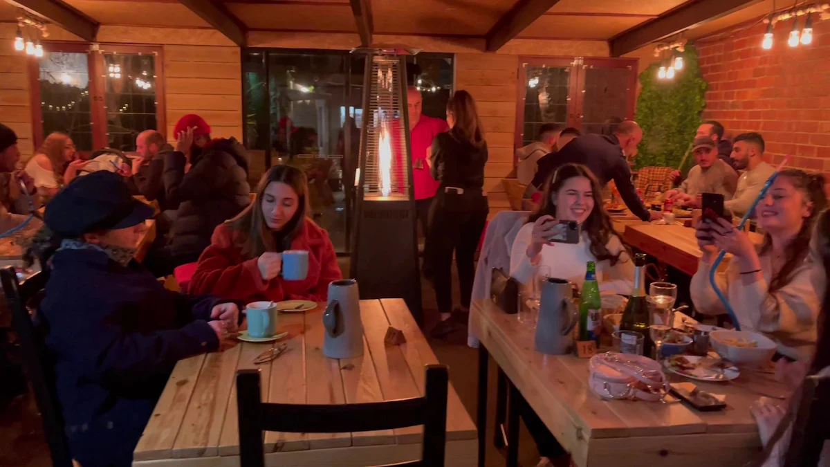 Vibe, Raqwa Cafe & Bakery