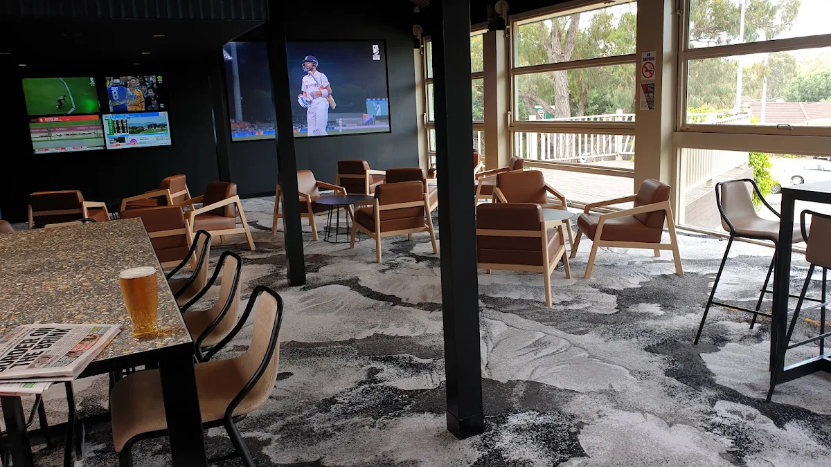 Vibe, Templestowe Hotel
