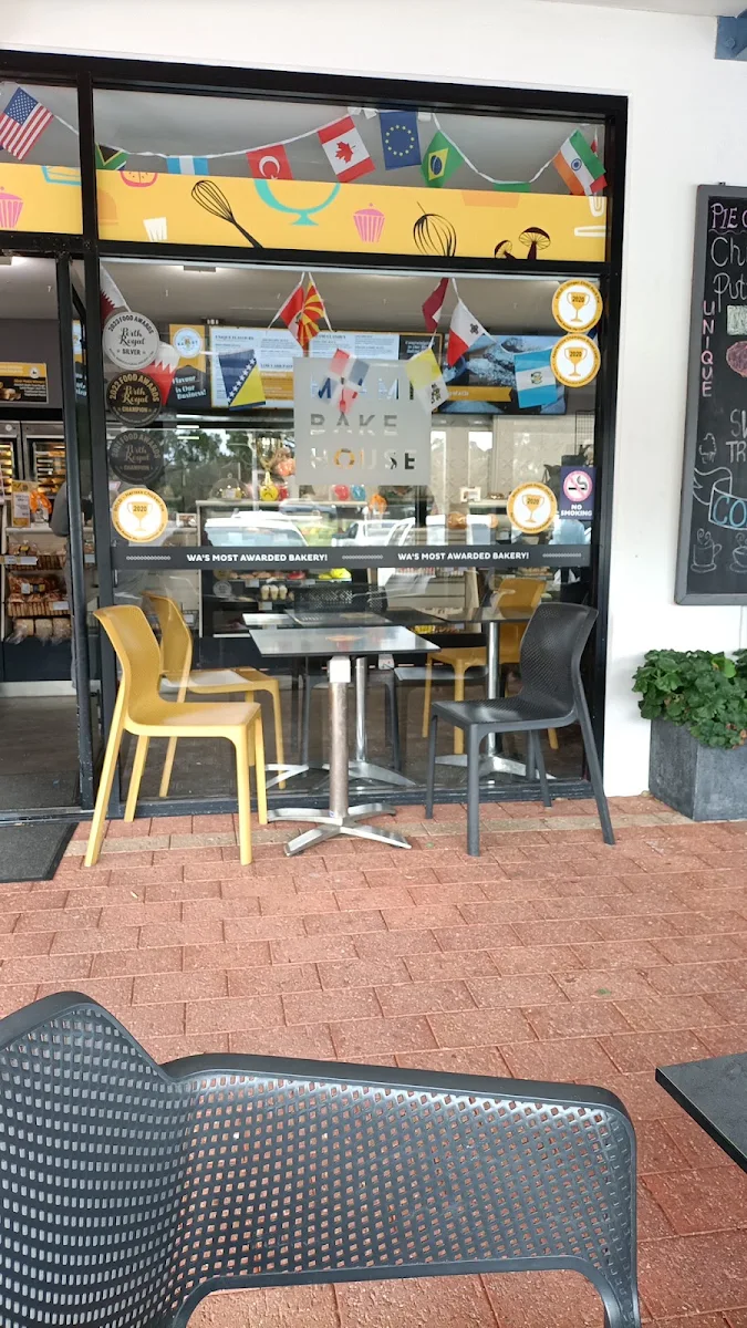 Vibe, Miami Bakehouse Falcon