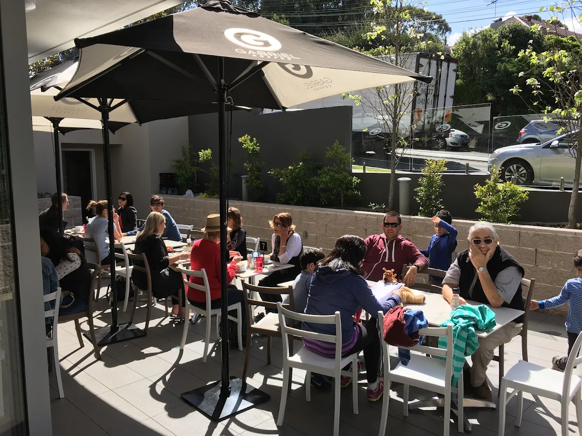 Vibe, Bella Bacio Café