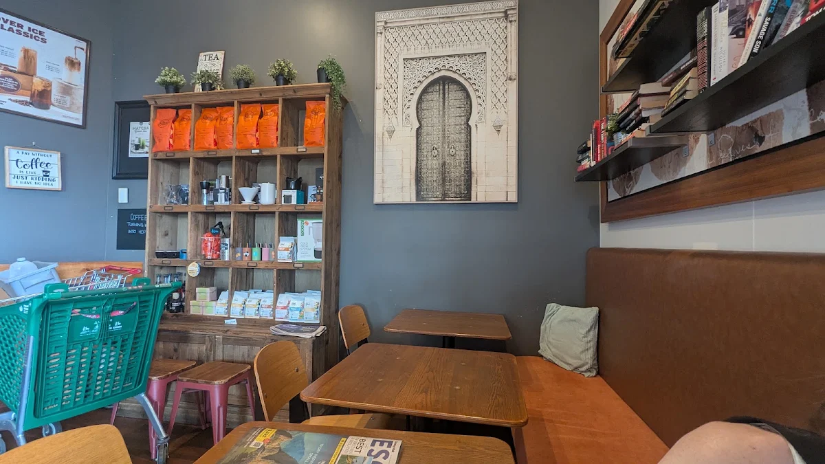 Vibe, Gloria Jean's Gympie