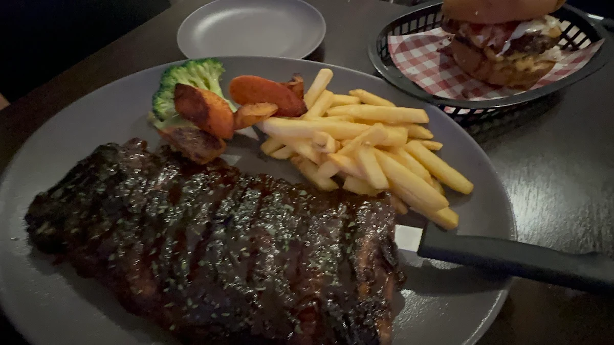 Food & drink, Brushfoot Cafe