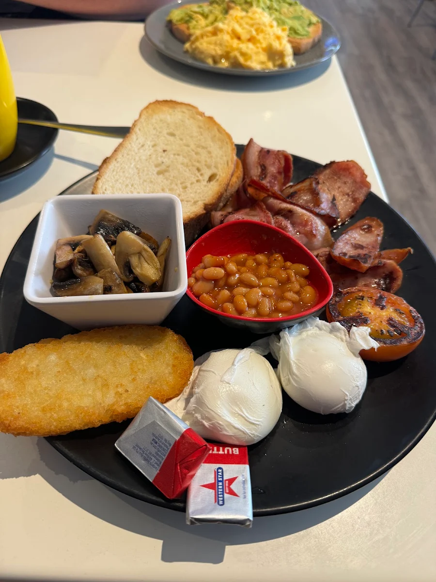 Food & drink, Brushfoot Cafe