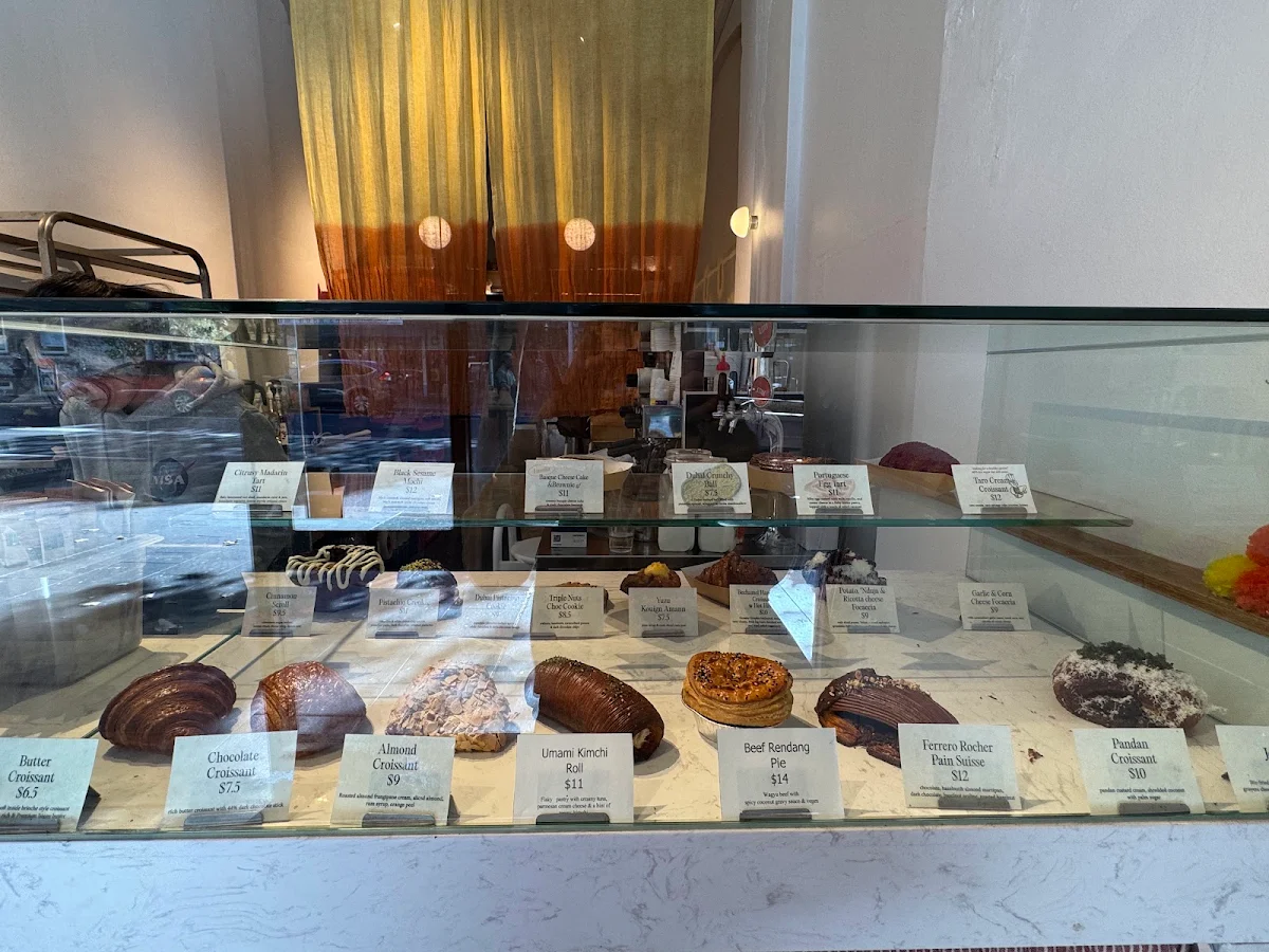 Vibe, Tenacious Bakehouse