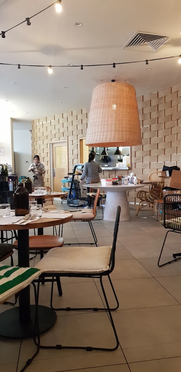 Vibe, Thai Thani Docklands