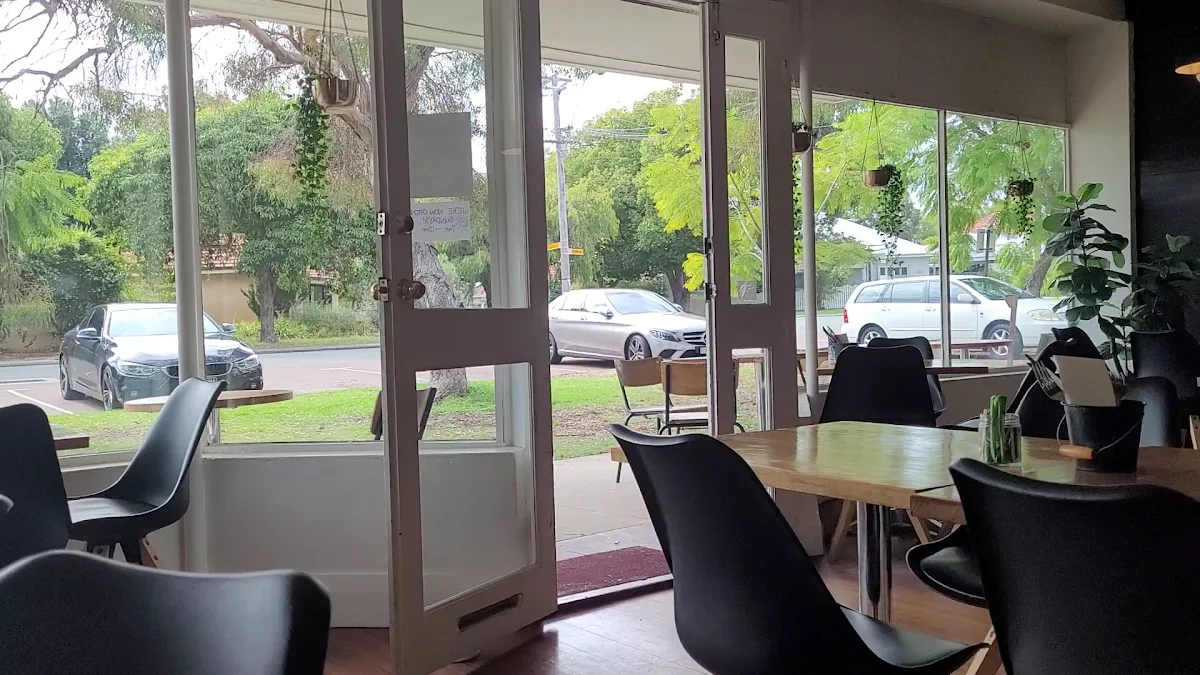 Vibe, 47 kirwan cafe