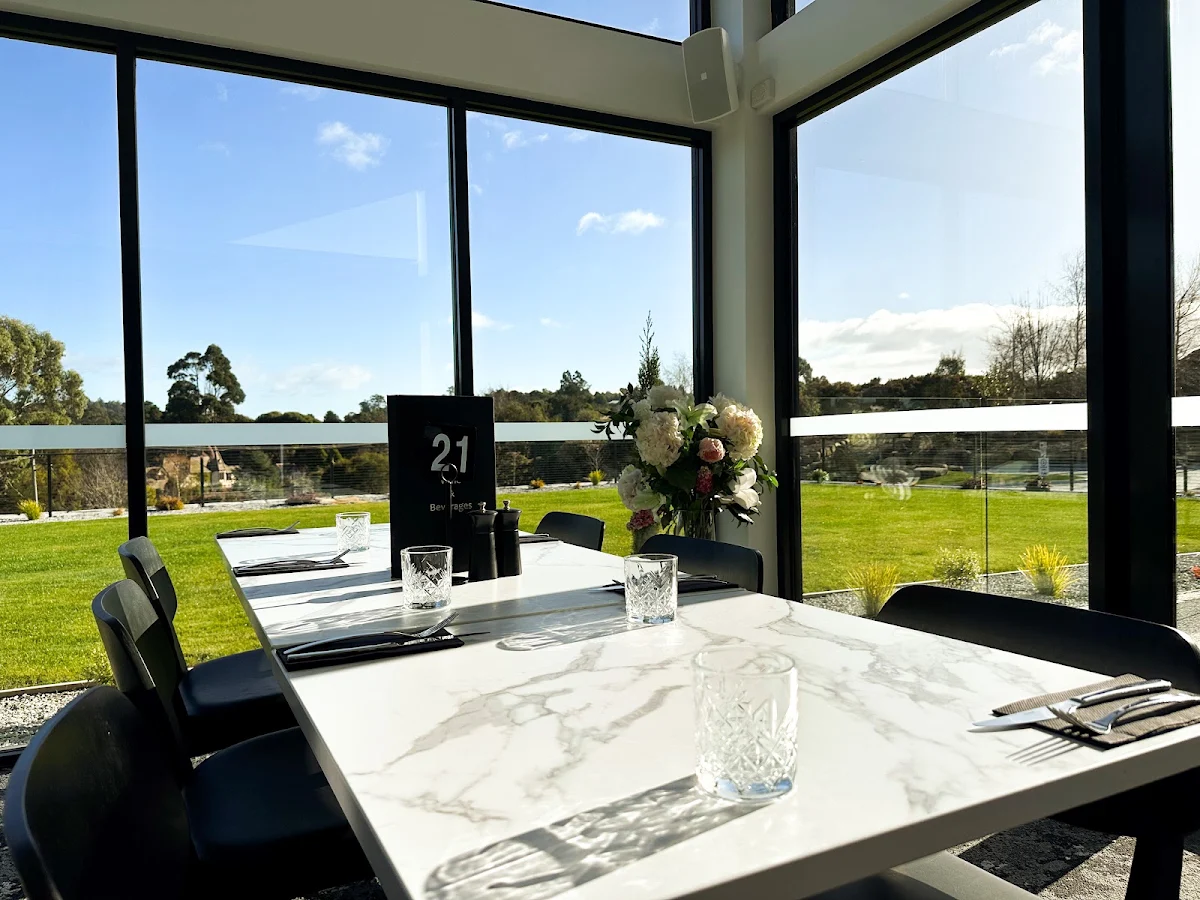 Vibe, The Black Stone - Restaurant & Function Centre