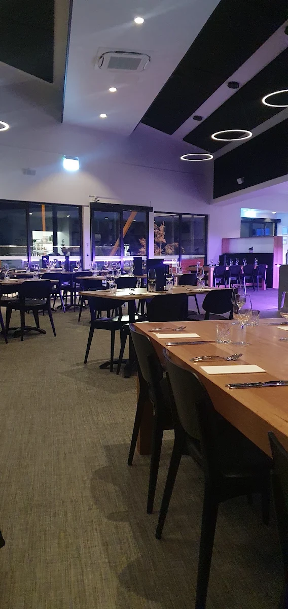 Vibe, The Black Stone - Restaurant & Function Centre