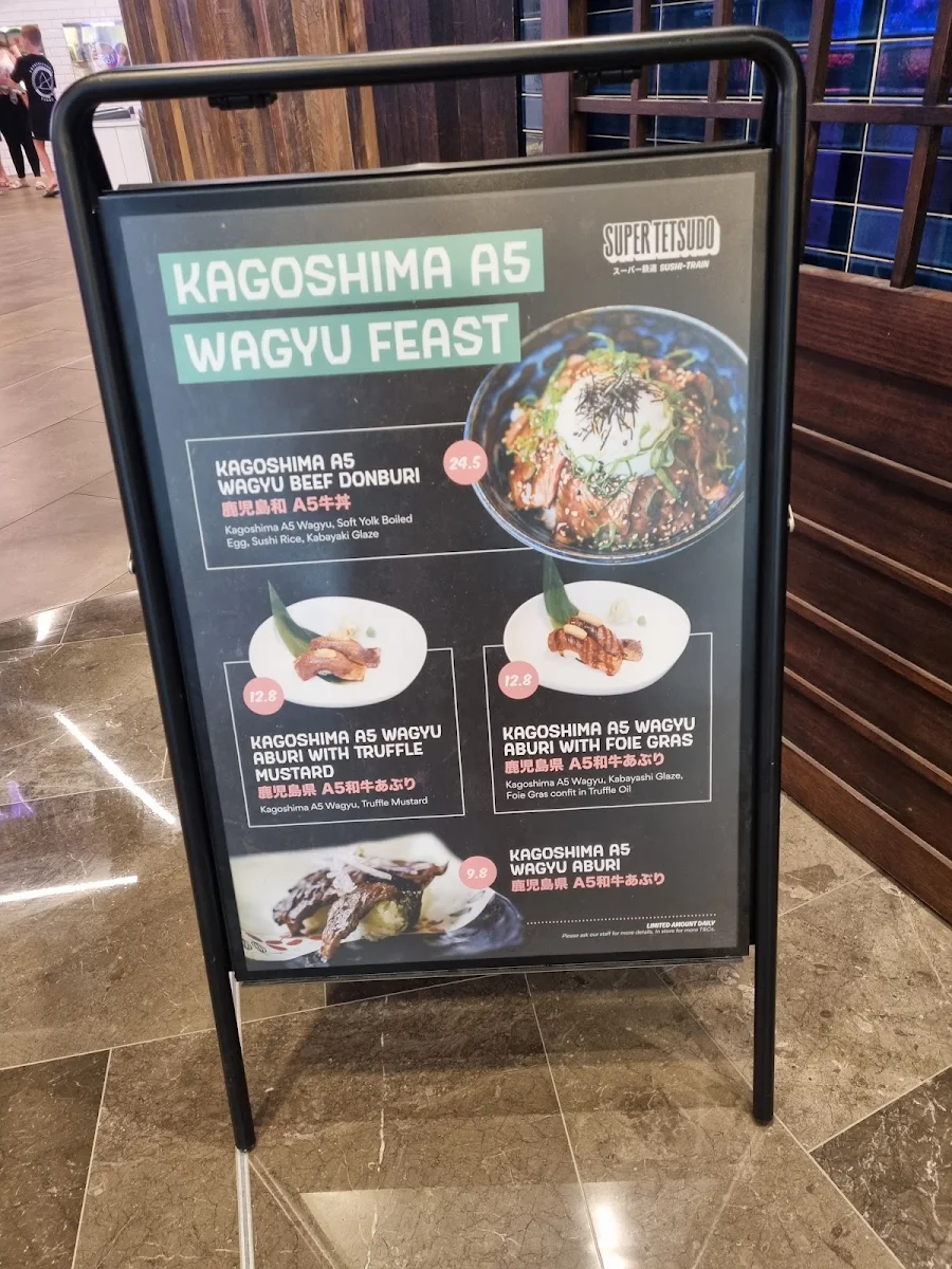 Menu, Super Tetsudo Carousel