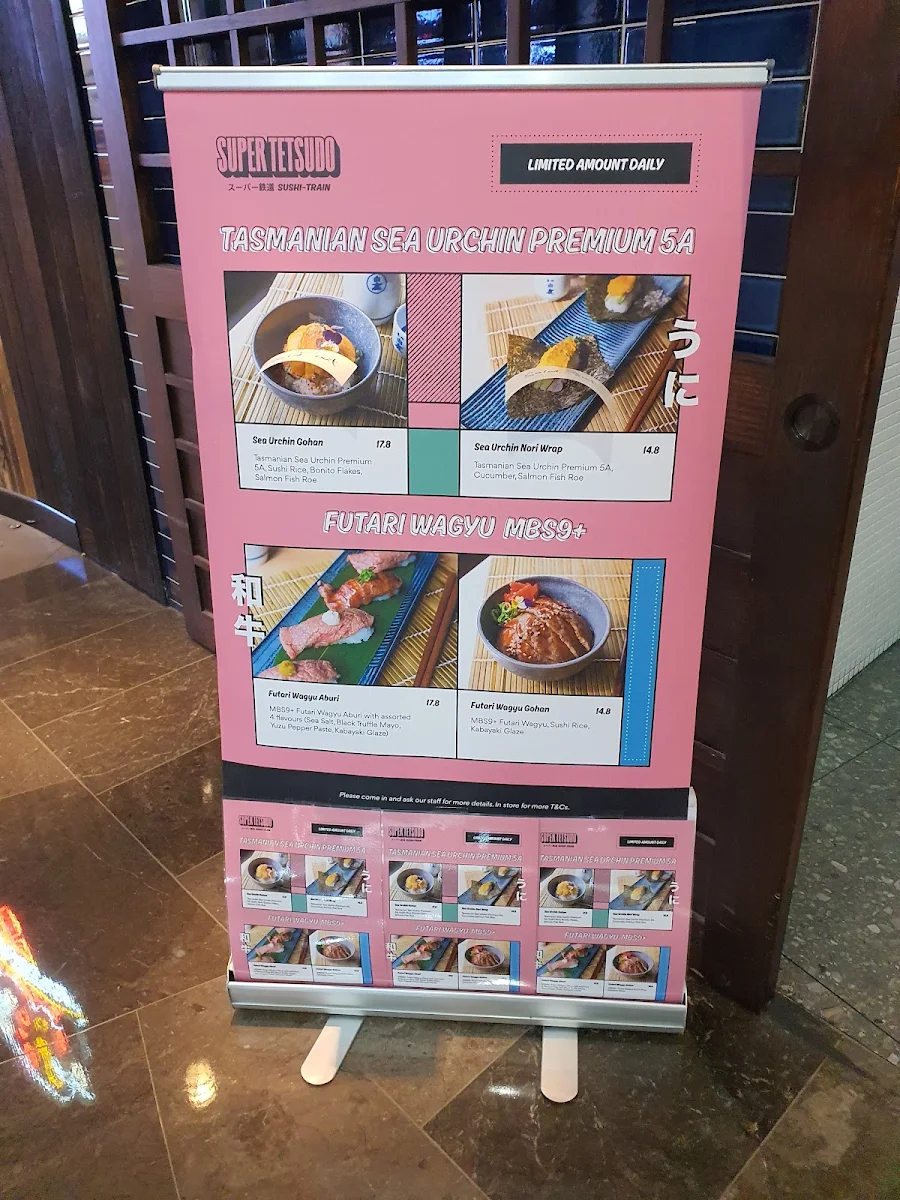 Menu, Super Tetsudo Carousel