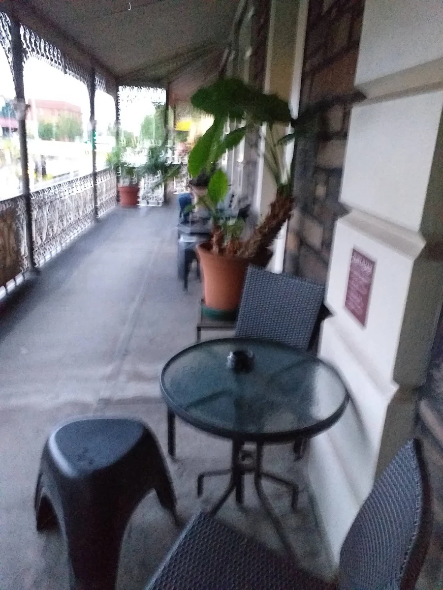 Vibe, The Hotel Metropolitan