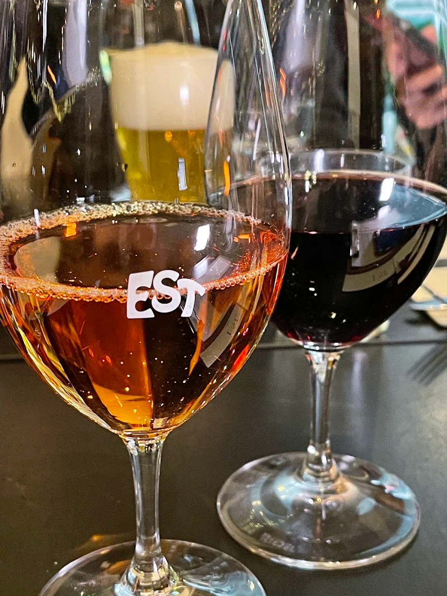 Food & drink, EST Pizzeria