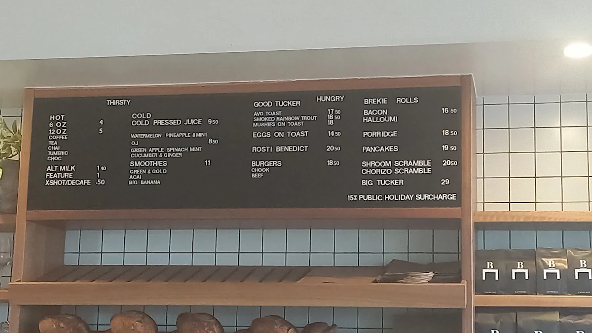 Menu, Tucker