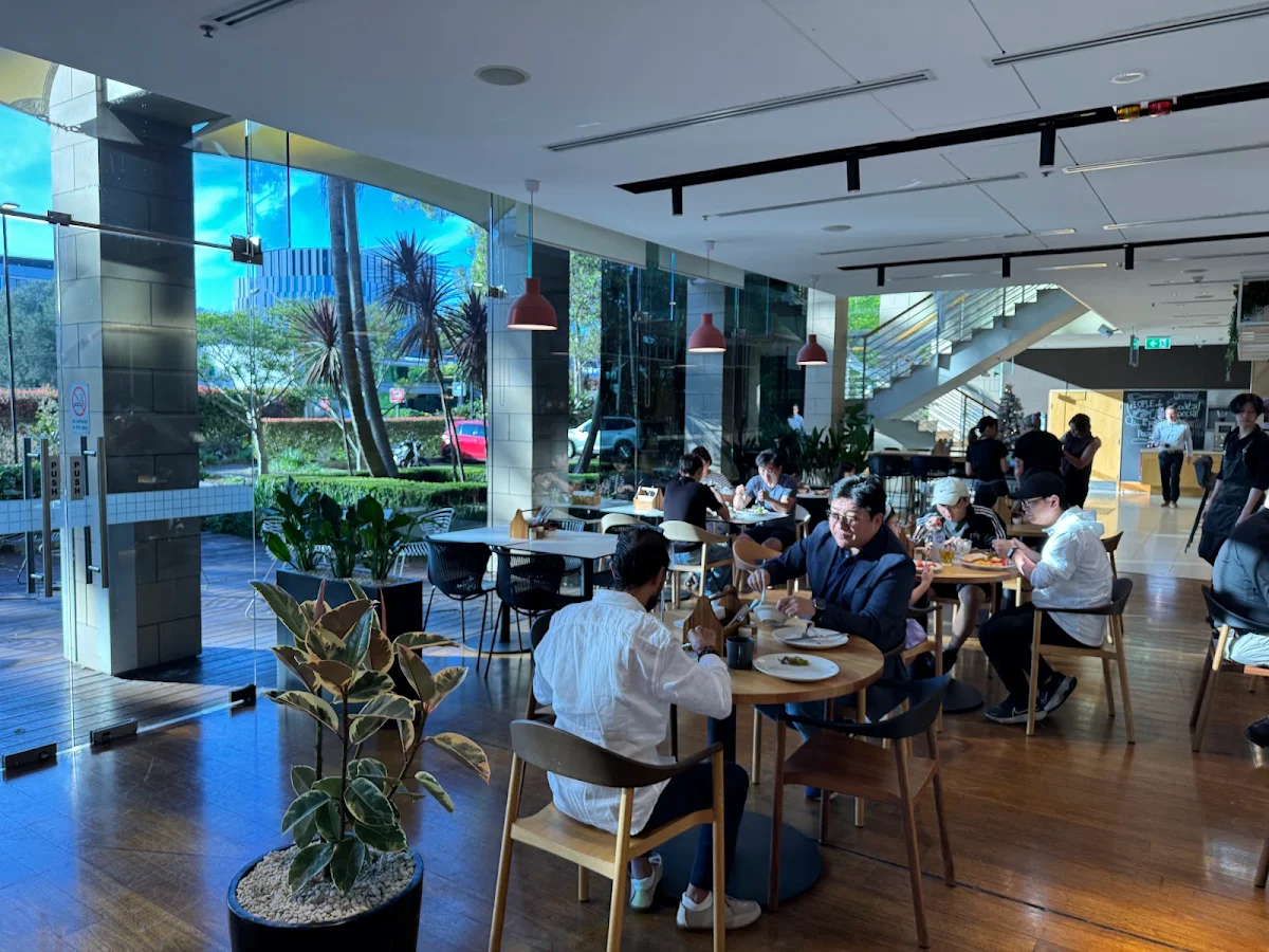 Vibe, Bistro Sydney