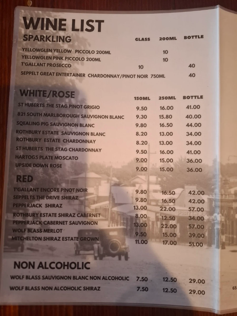 Menu, Drouin Family Hotel