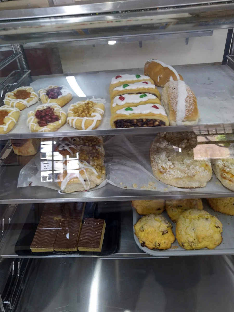 Vibe, Heritage Pies & Pastries