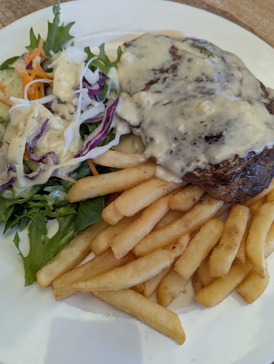 Food & drink, Swan View Tavern