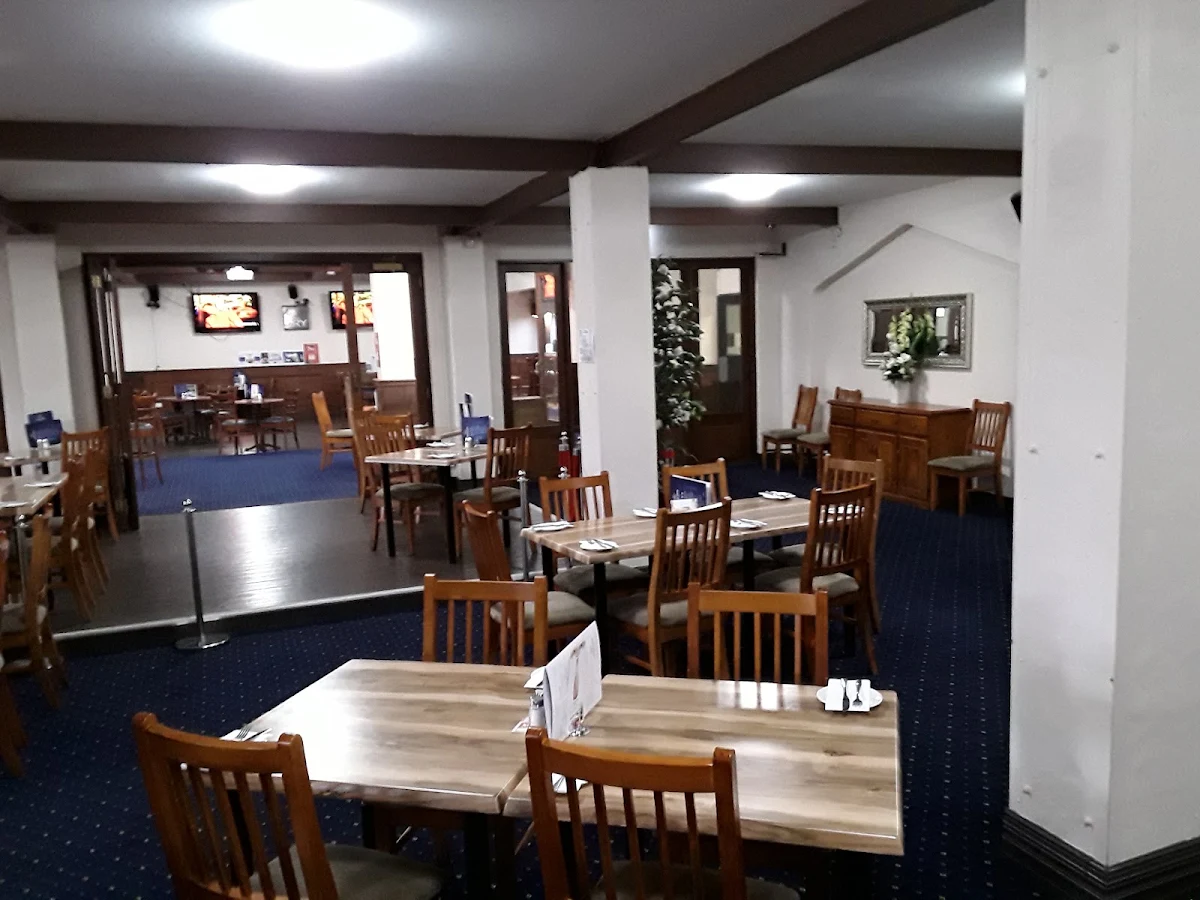Vibe, Swan View Tavern