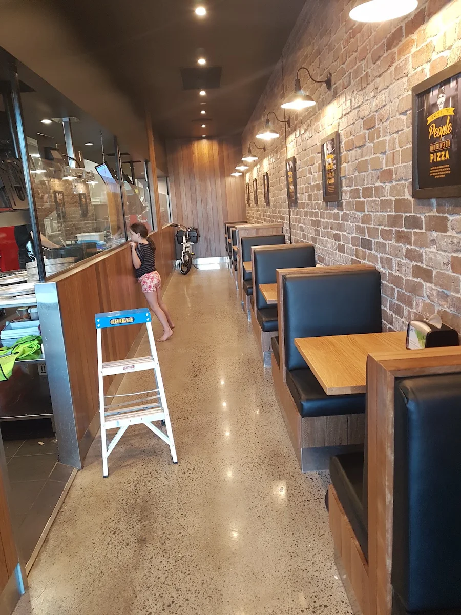 Vibe, Domino's Pizza Rothwell