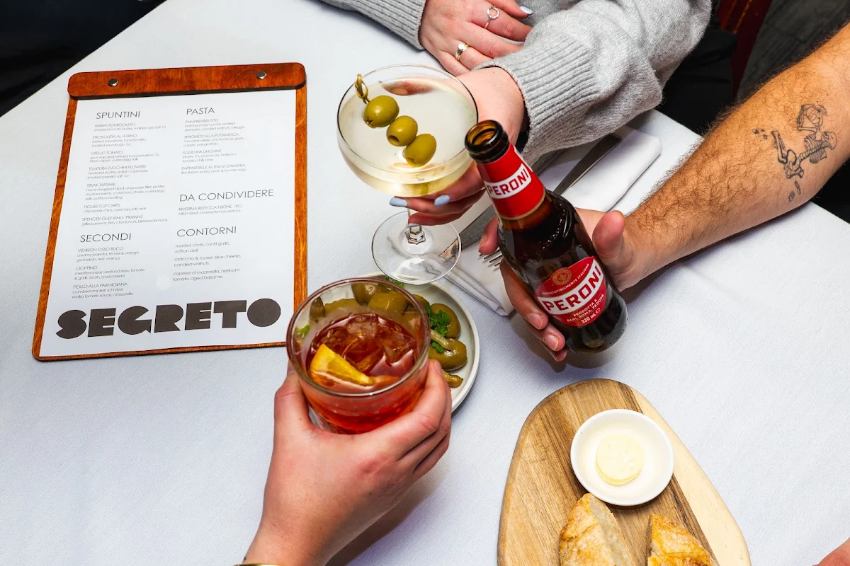 Menu, Segreto Restaurant