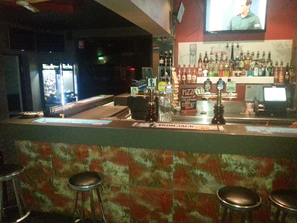 Vibe, The Coach and Horses Hotel