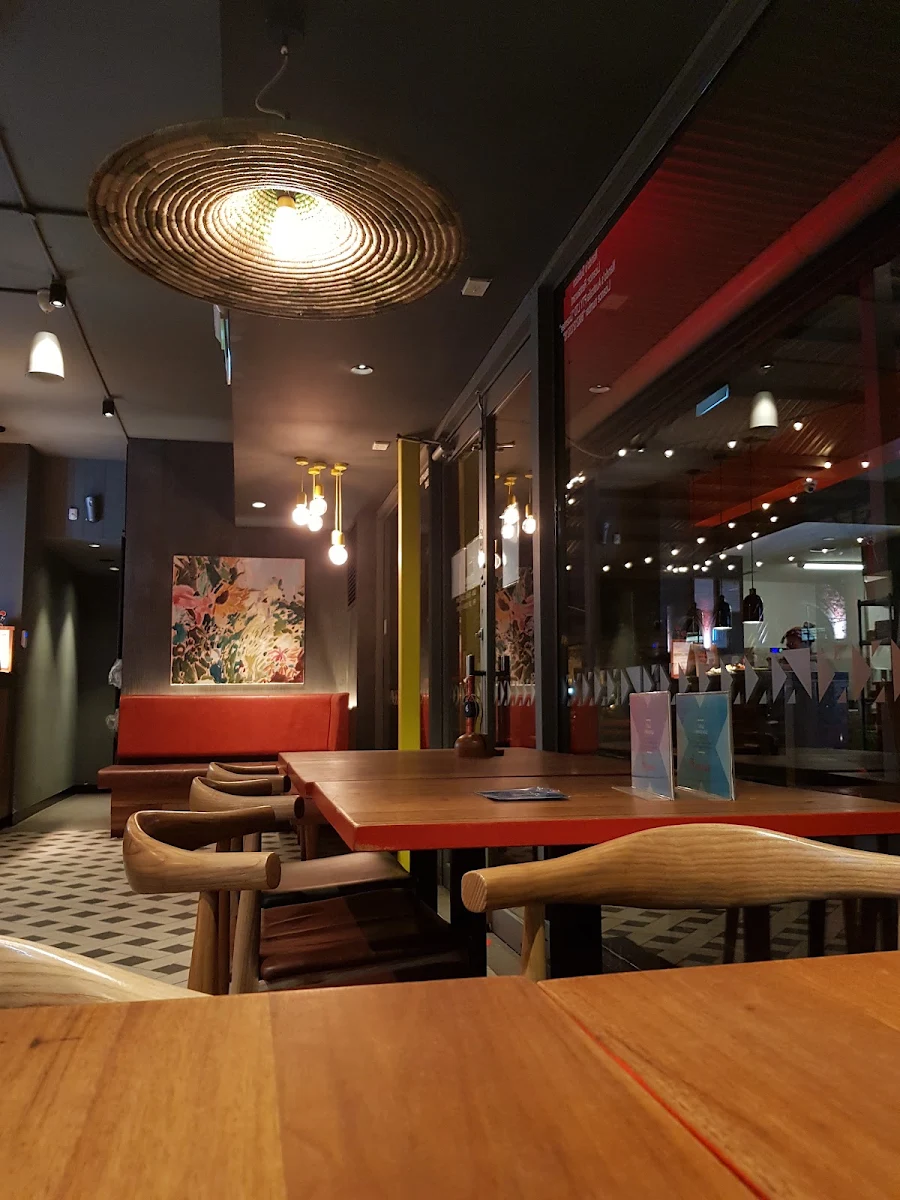 Vibe, Nando's Subiaco