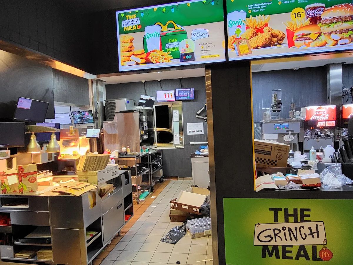 Vibe, McDonald's Calamvale